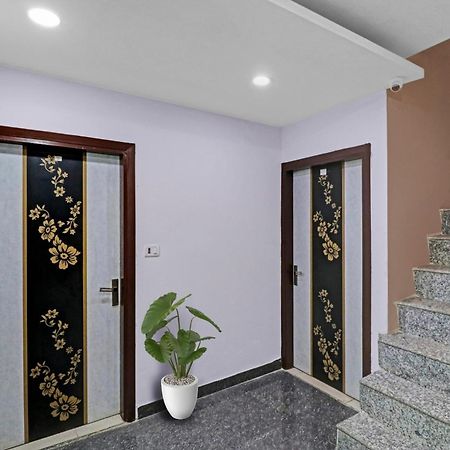 Hotel Stay House New Delhi Exterior photo
