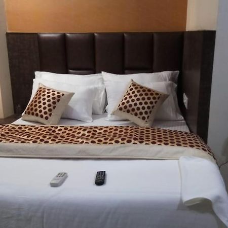 Hotel Stay House New Delhi Exterior photo