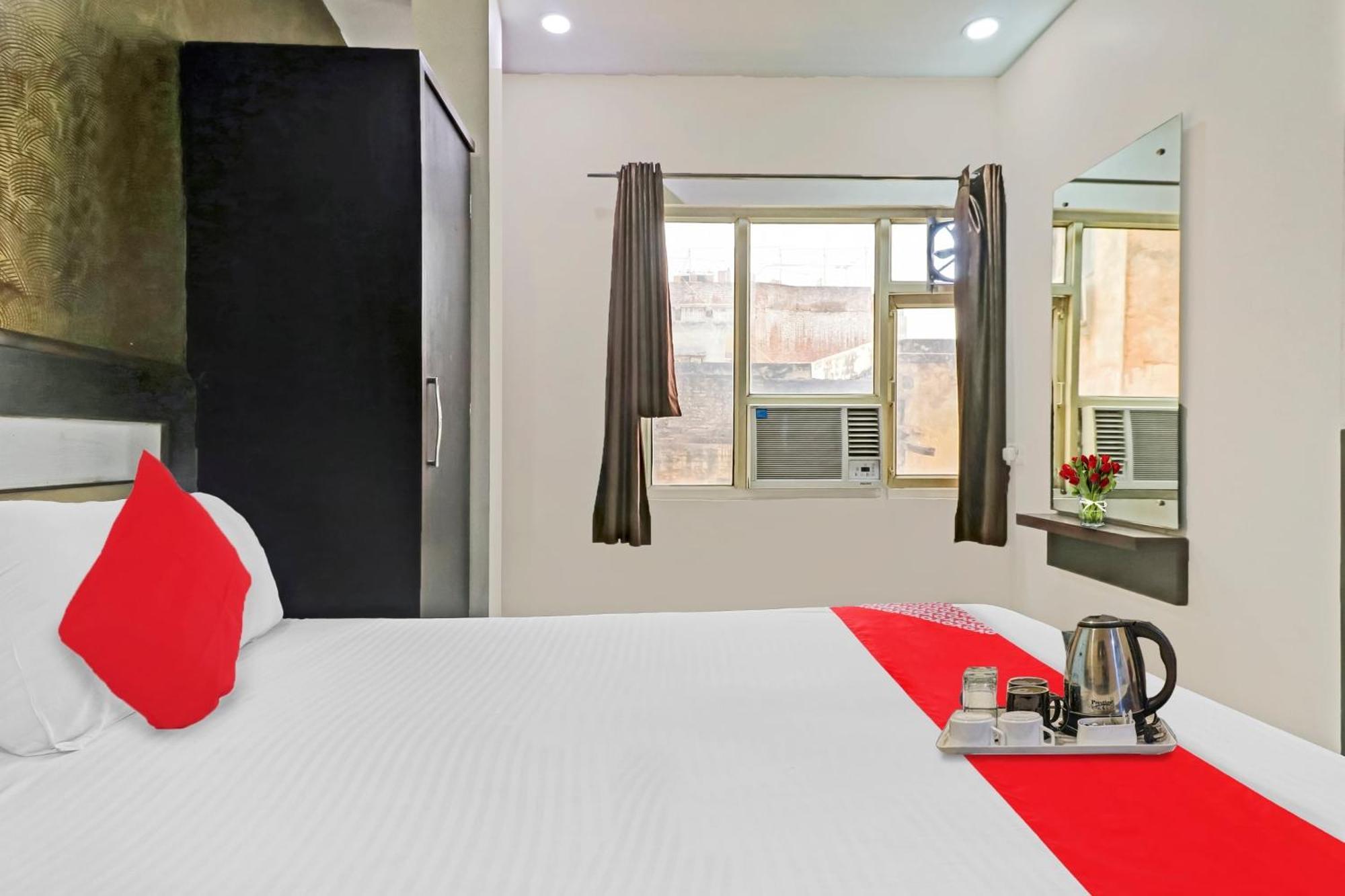Hotel Stay House New Delhi Exterior photo