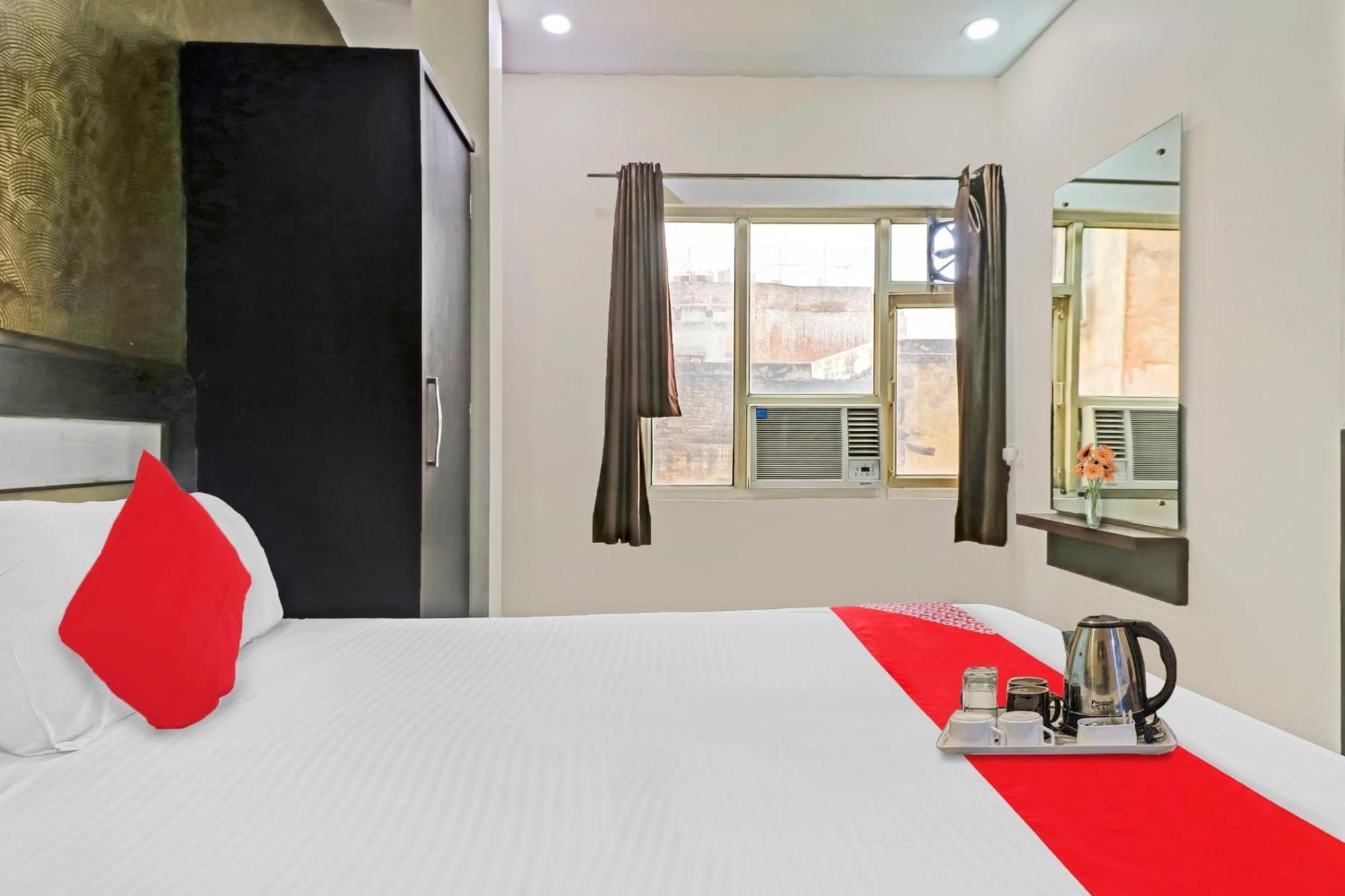 Hotel Stay House New Delhi Exterior photo
