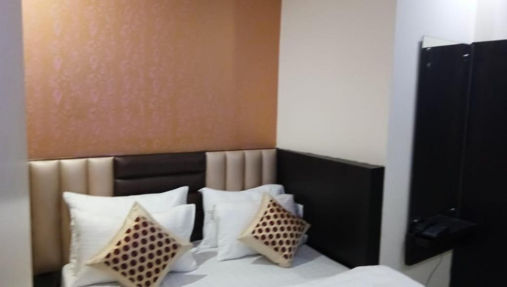 Hotel Stay House New Delhi Exterior photo